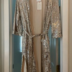 Sparkly duster / kimono - size XS/S but fits on the roomier side (more like M)